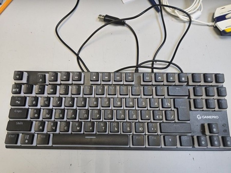 Дешево Gamepro mk80r switch з ломбарду