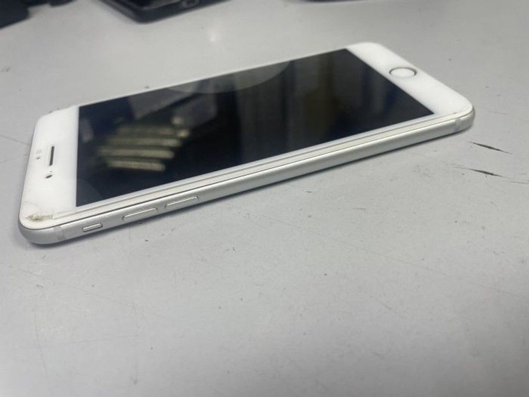 Купити Apple iphone 8 plus 64gb Б/У