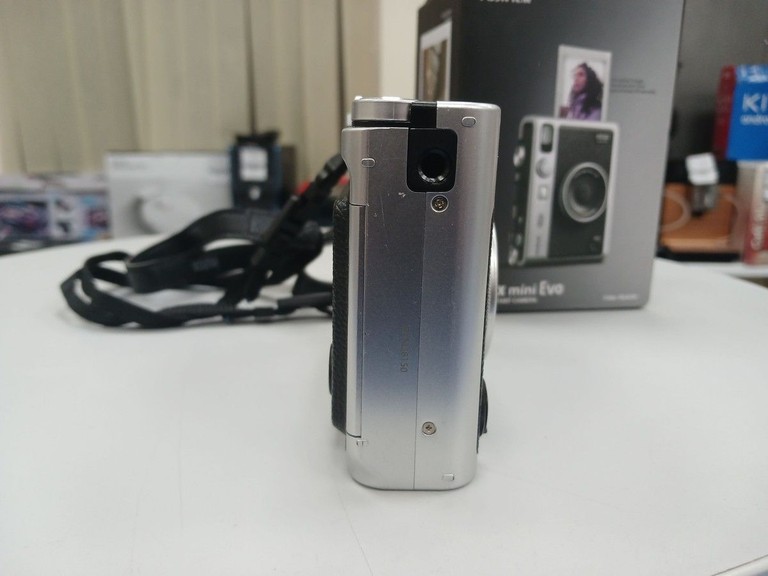 Распродажа Fujifilm instax mini evo, продавец Техноскарб