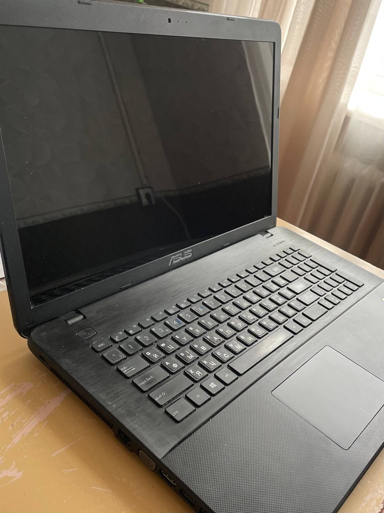 Дешево ASUS X751 з ломбарду