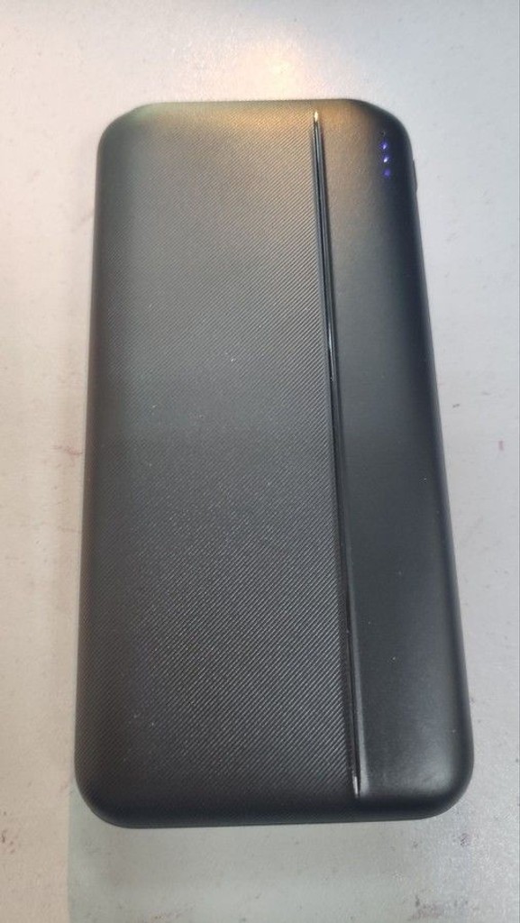 Оголошення Rivacase VA2031 10000mAh Black Б/У