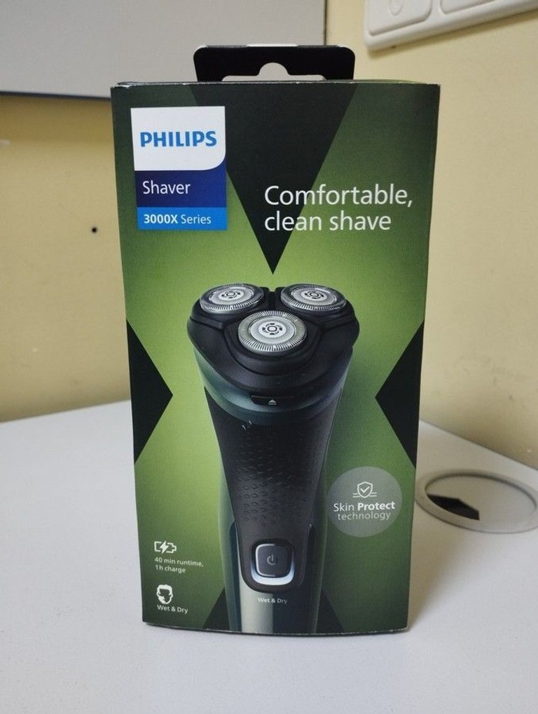 Купить Philips Shaver Series 3000X X3002/00 Б/У