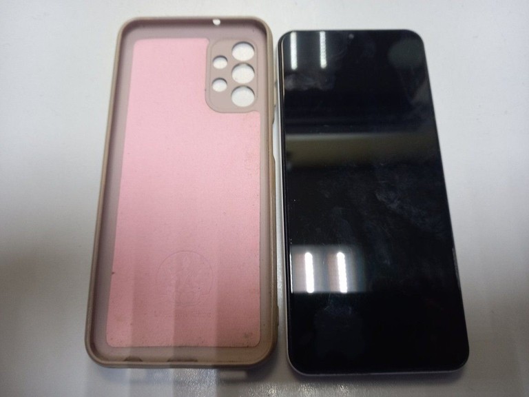 Оголошення Samsung galaxy a13 sm-a137 4/64gb Б/У