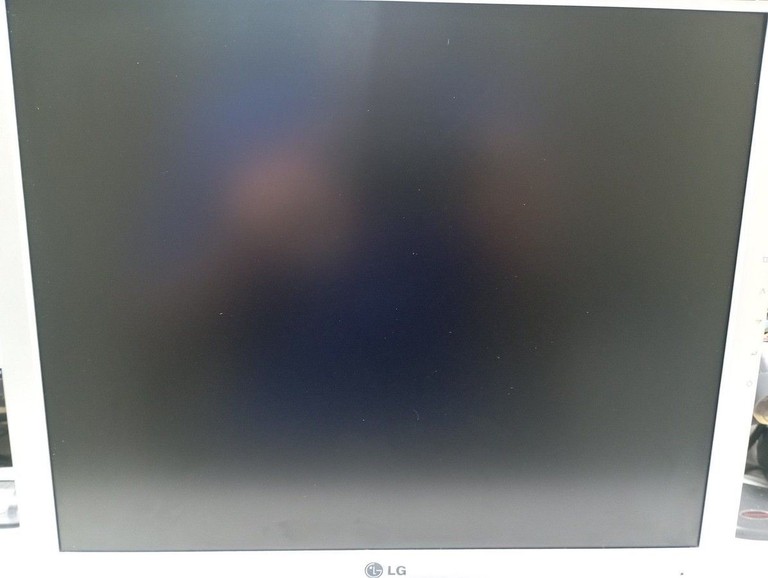 Купить Lg l1717s Б/У