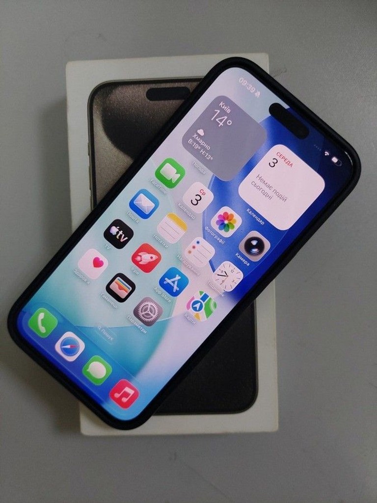 Купити Apple iphone 15 pro max 1tb Б/У