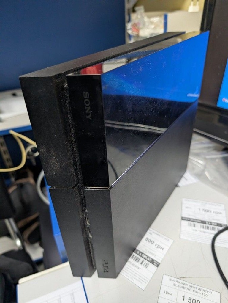 Купить Sony playstation 4 500gb Б/У