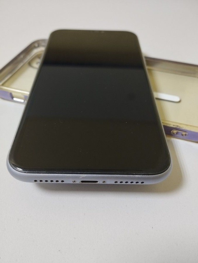 Розпродаж Apple iphone 11 64gb, продавець Техноскарб