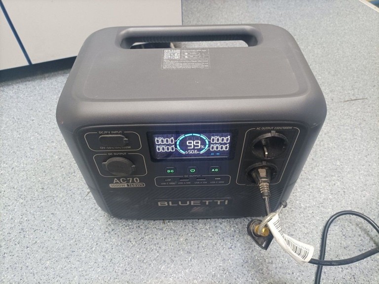 Купити Bluetti AC70 Б/У