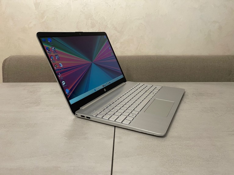 Дешиво HP Pavilion 15-dy2046nr, 15.6" с ломбарда