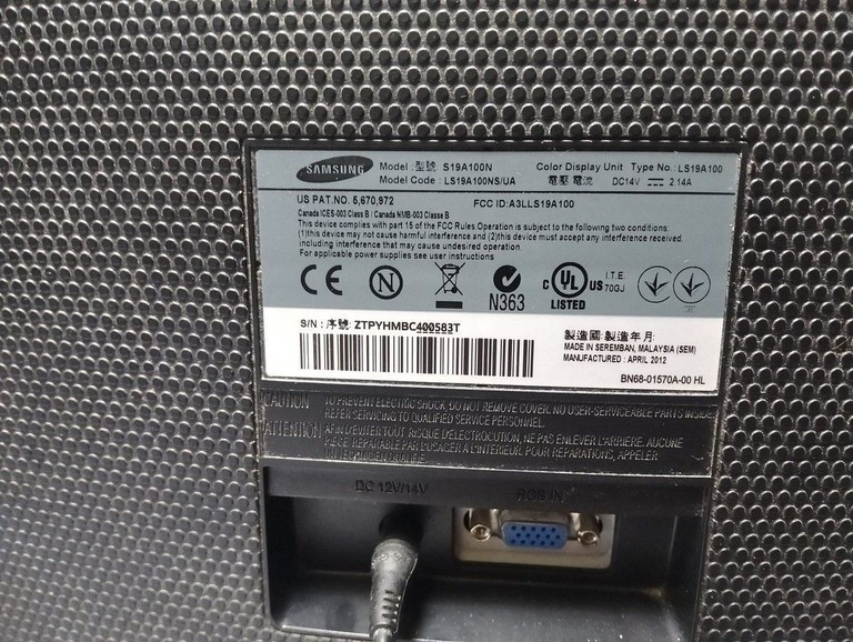 Дешиво Samsung s19a100n с ломбарда
