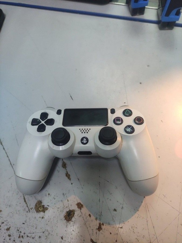Оголошення Sony dualshock 4 Б/У