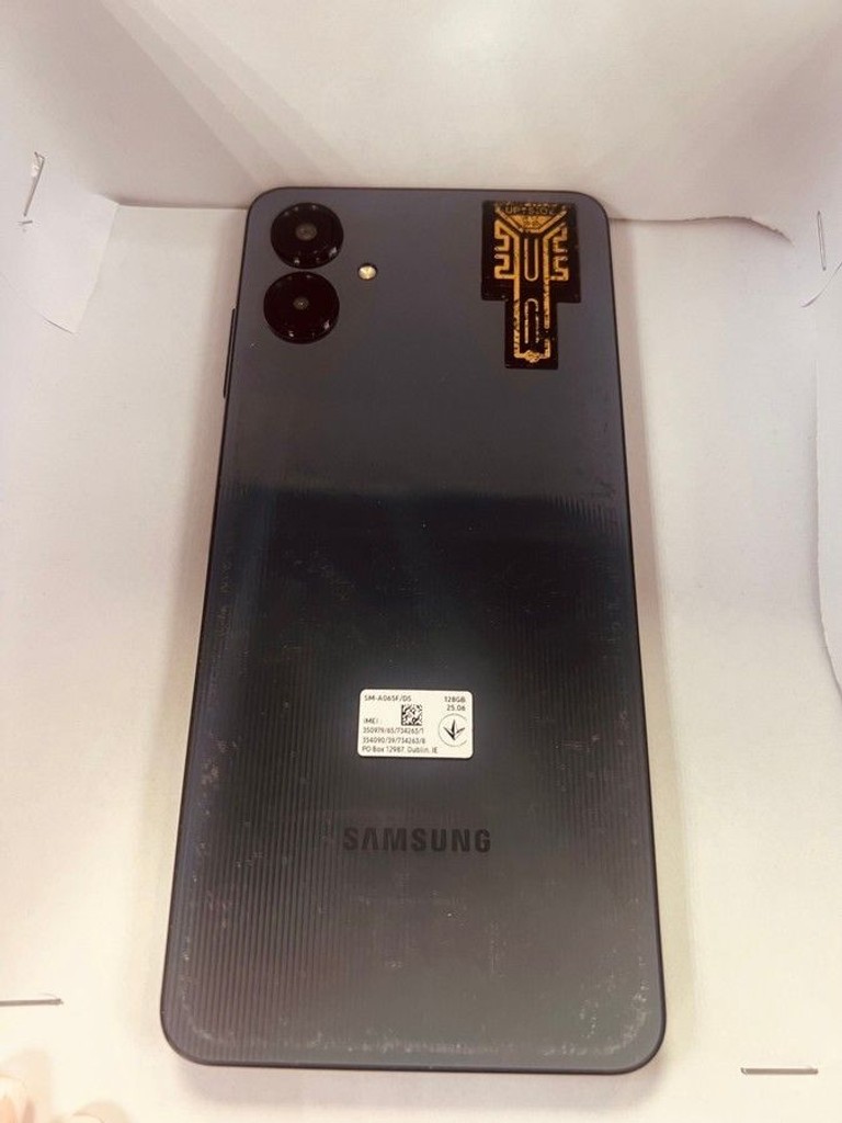 Дешево Samsung galaxy a06 4/128gb з ломбарду
