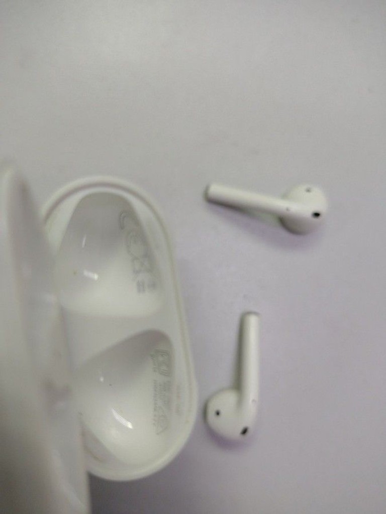 Дешево Apple airpods 2nd generation a1602, a2031, a2032 з ломбарду