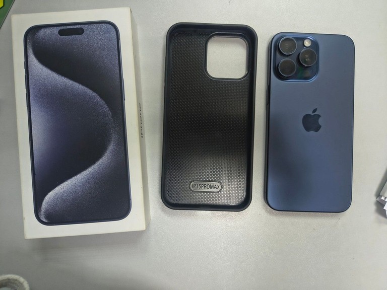 Купити Apple iphone 15 pro max 256gb Б/У