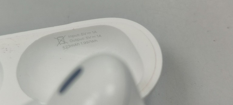 Apple airpods pro 2nd generation with magsafe charging case usb-c Код:01-201128945. Зображення 9