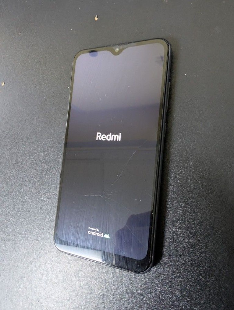 Оголошення Xiaomi Redmi 8 3/32GB Blue Б/У