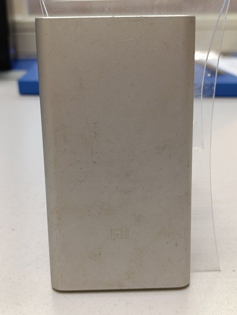 Дешиво Plm02Zm 10000mah с ломбарда