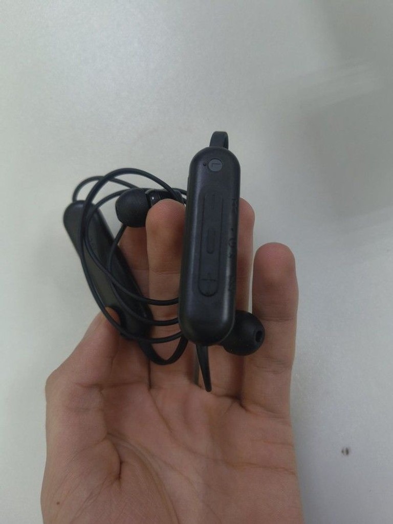 Купить Sony wi-c100 Б/У