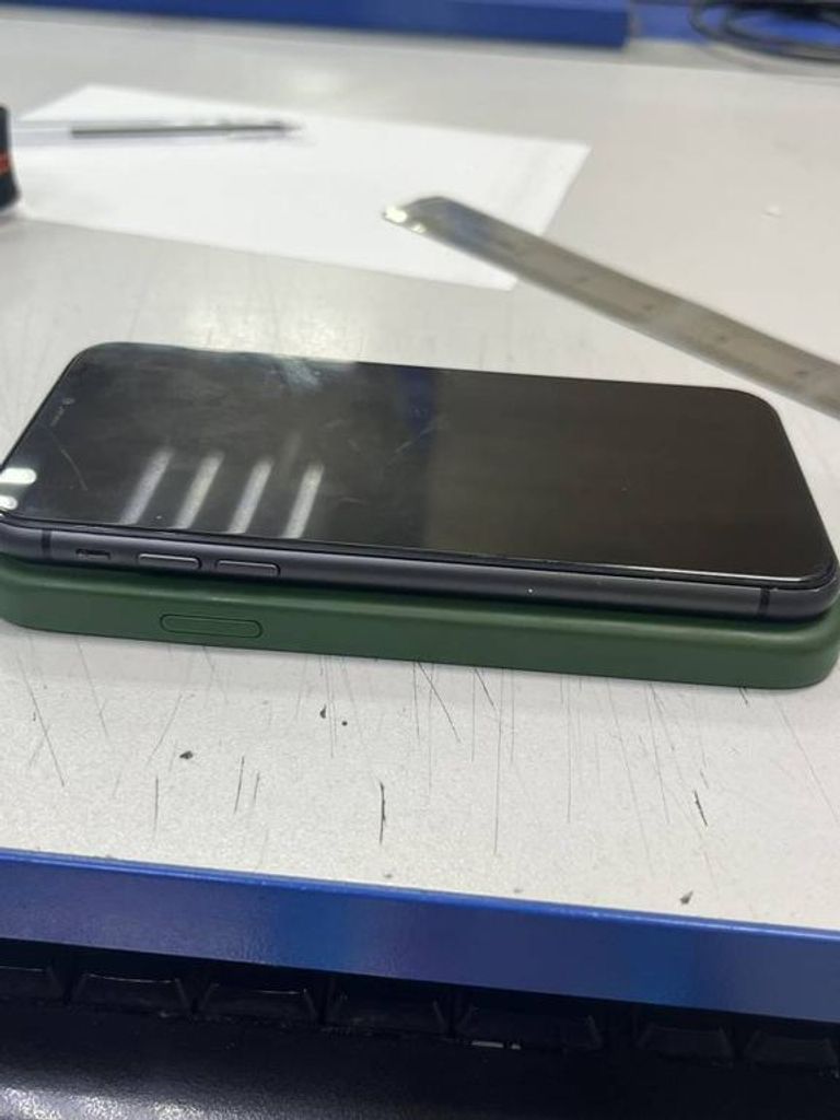 Apple iphone 11 64gb Код:01-200149467. Зображення 8