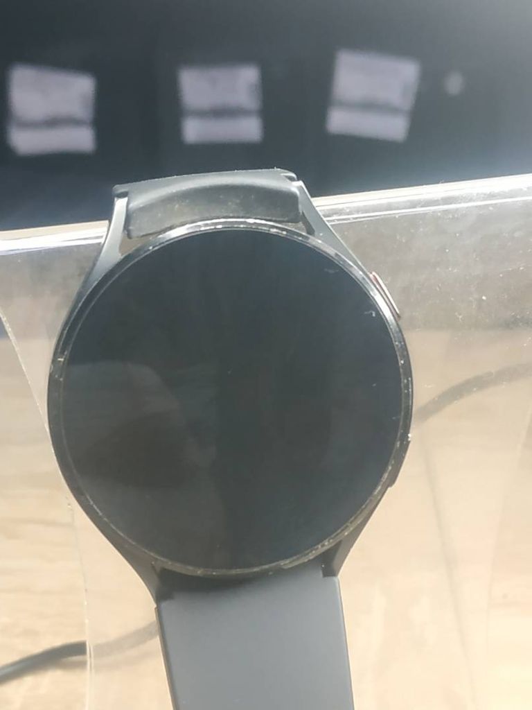 Samsung galaxy watch 4 44mm sm-r870