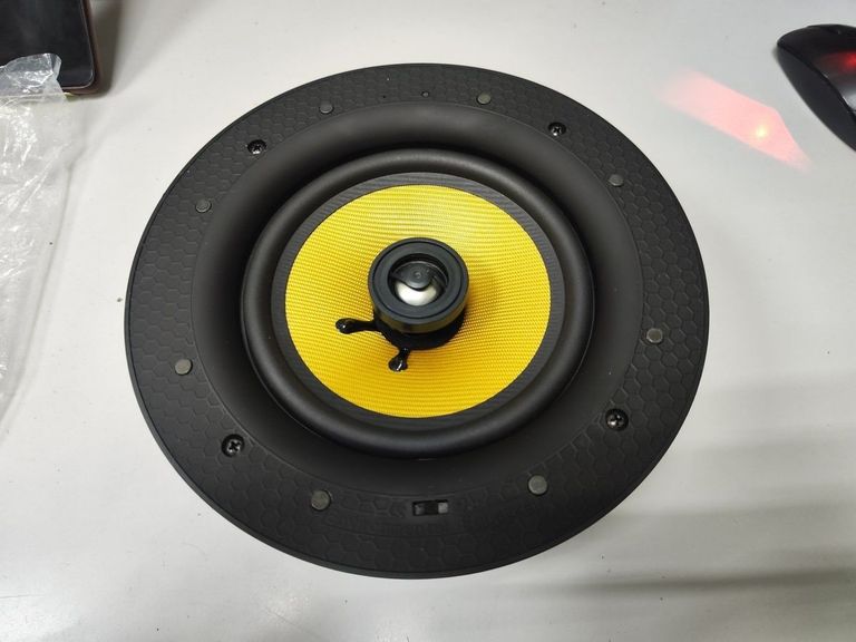 Купить Lumi Audio 6.5" 2-way kevlar bluetooth ceiling speaker Б/У