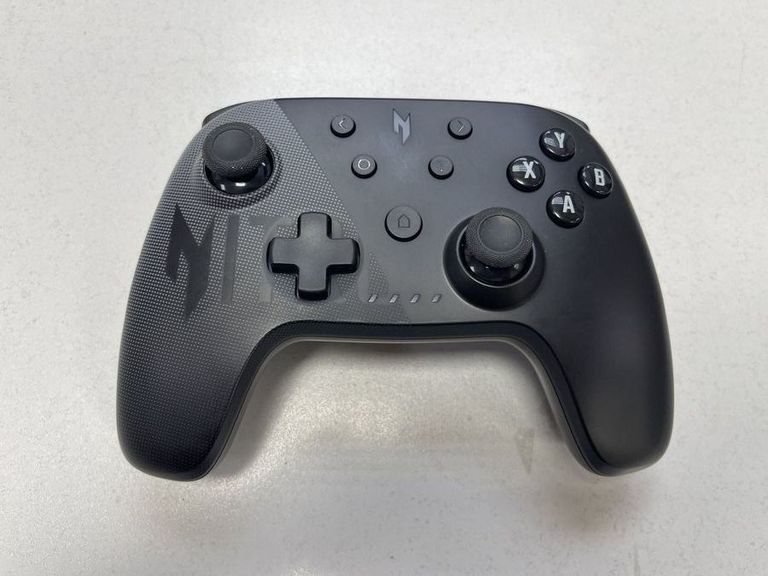 Купить Acer Nitro NGR300 (GP.OTH11.06F) Б/У