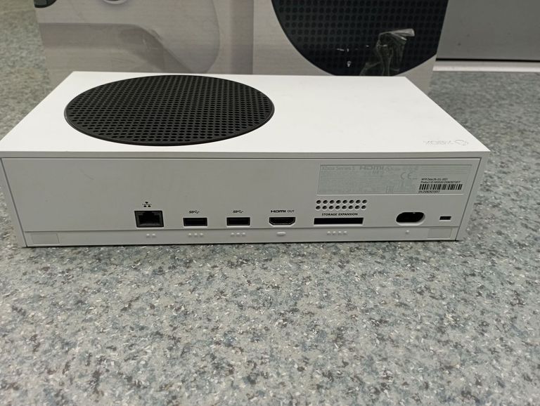 Дешиво Microsoft xbox series s 512gb с ломбарда