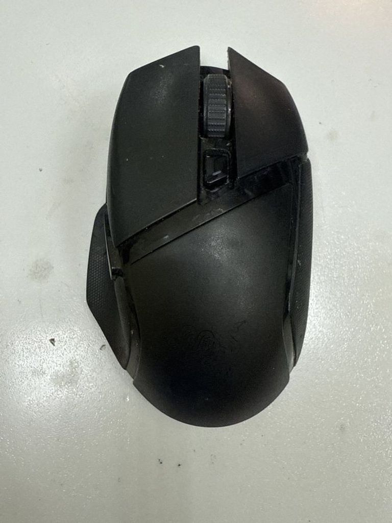 Купить Razer basilisk x hyperspeed rc01-03150100 Б/У