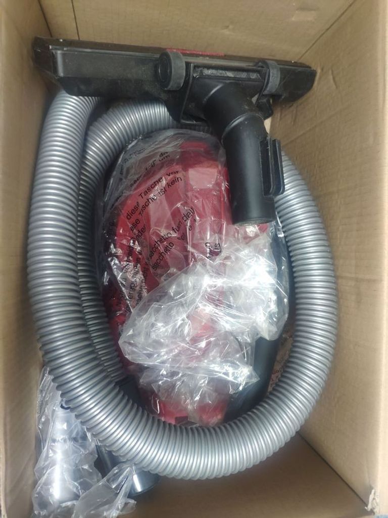 Дешево Rowenta Swift Power Cyclonic RO2913EA з ломбарду