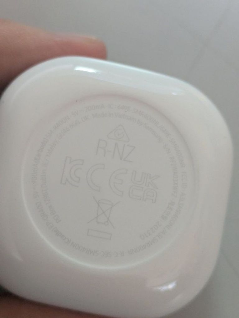 Дешиво Samsung galaxy buds fe с ломбарда