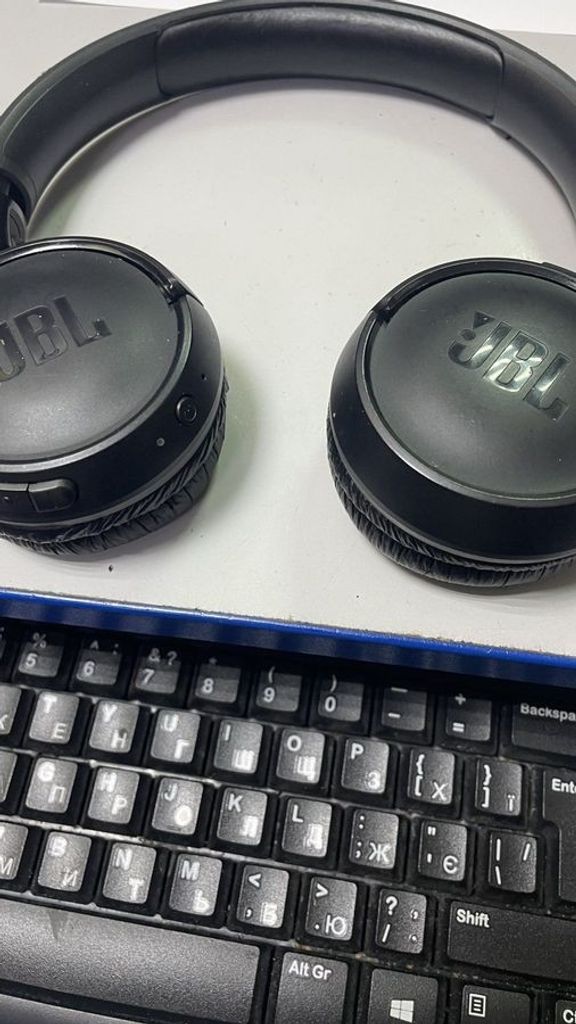 Оголошення Jbl tune 520bt Б/У