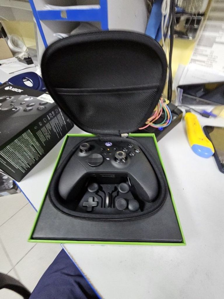 Оголошення Microsoft Xbox Elite Wireless Controller Series 2 Black (FST-00003) Б/У