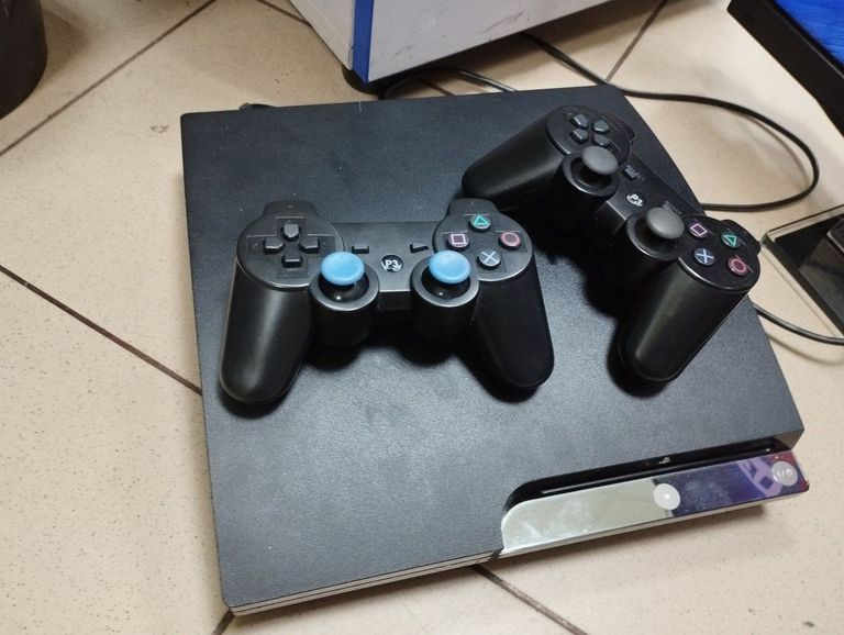 Sony ps 3 slim 320gb Код:01-200742819. Изображение 5