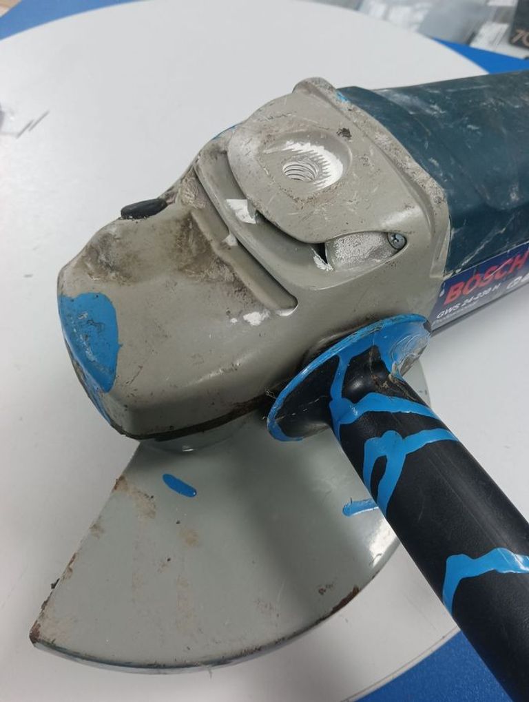 Розпродаж Bosch GWS 24-230 H (0601884103), продавець Техноскарб