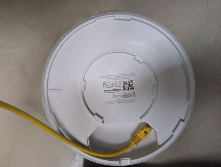 Дешиво Ubiquiti unifi ap-ac-pro с ломбарда