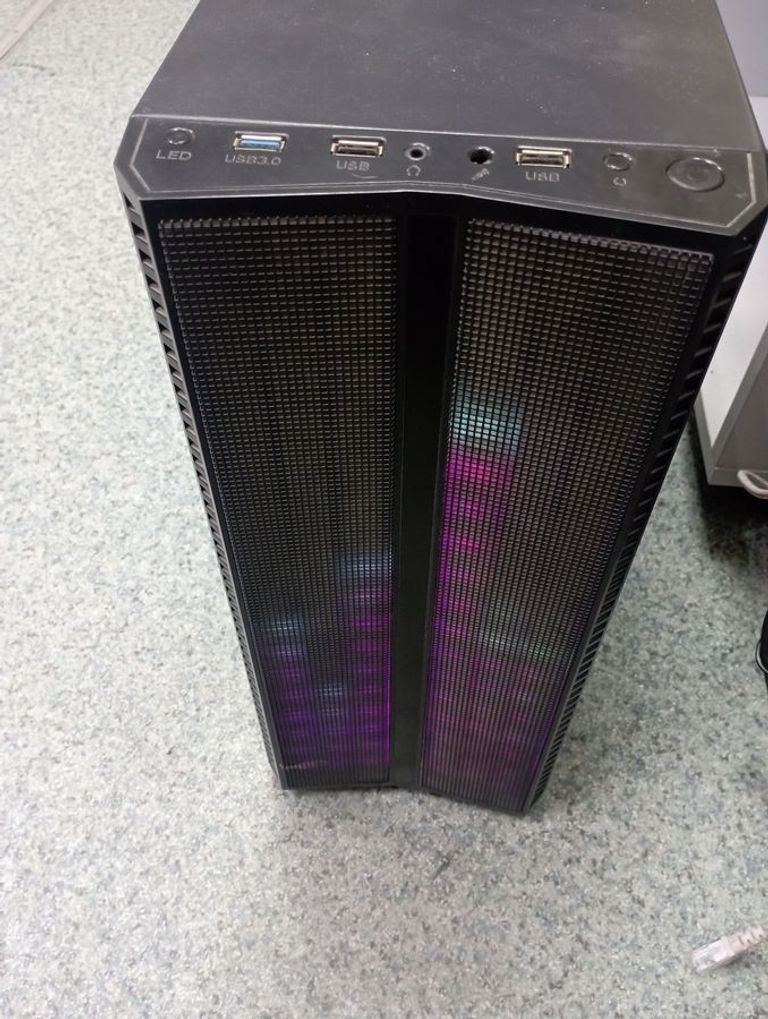 Дешево Пк intel core i5-7600k/ram 8 gb/hdd відсутній+відсутній/ssd 240 gb+відсутній/nvidia gtx 1060 (geforce) з ломбарду