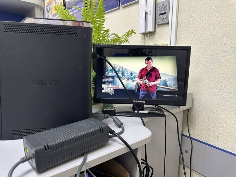 Xbox360 120gb Код:01-200797229. Зображення 5