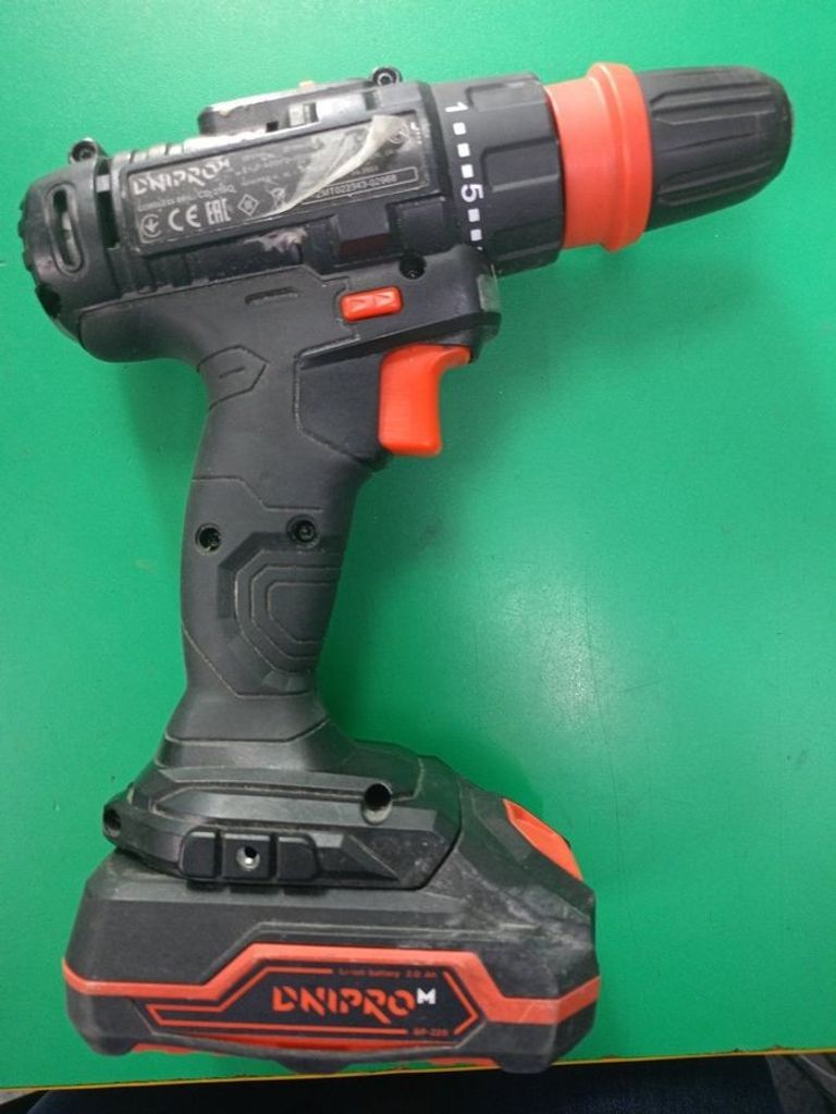 Объявление Dnipro-M cd-218q 1акб 2ah зп Б/У