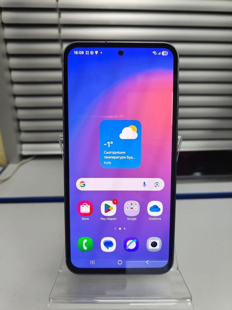 Оголошення Samsung galaxy s23 fe sm-s711b 8/128gb Б/У