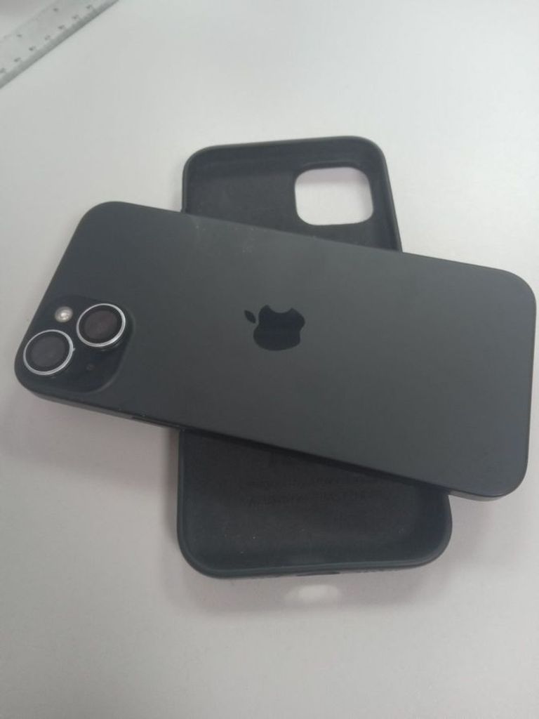 Купити Apple iPhone 15 Plus 128GB Pink Б/У