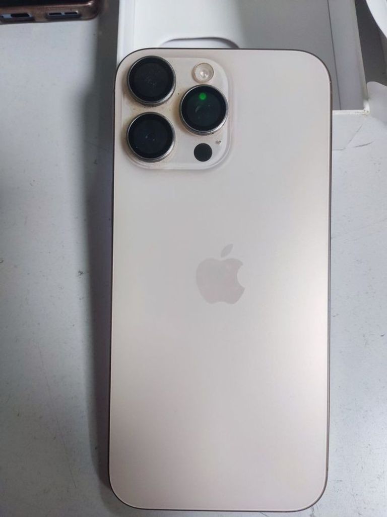 Дешиво Apple iphone 16 pro max 256gb с ломбарда