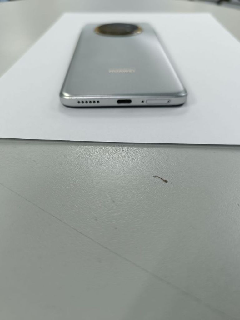 Дешиво Huawei nova y91 8/128gb с ломбарда