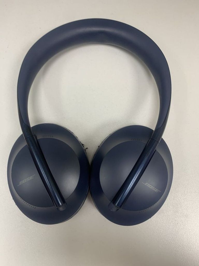 Оголошення Bose noise cancelling headphones 700 Б/У
