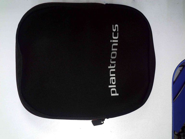 Дешево Plantronics voyager b825 з ломбарду