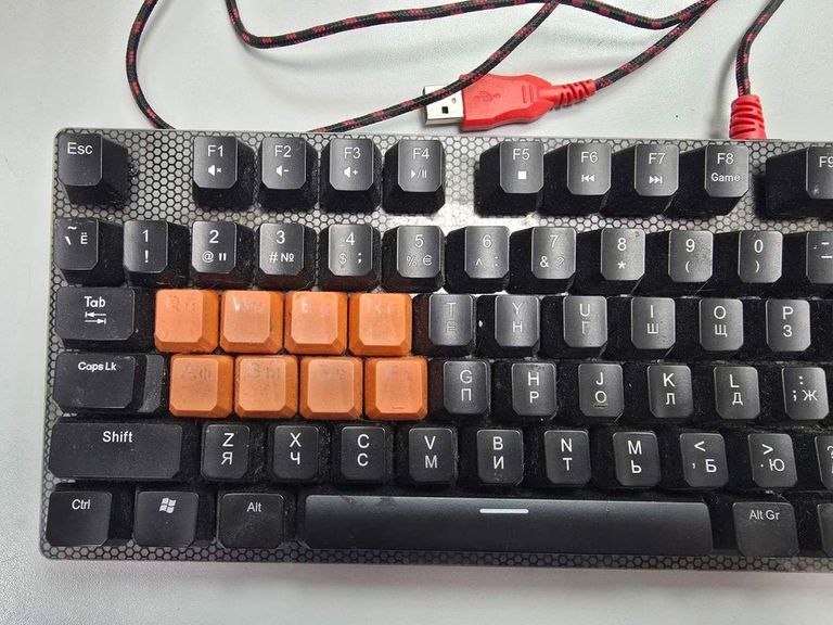 Розпродаж Bloody B800 USB NetBee, продавець Техноскарб