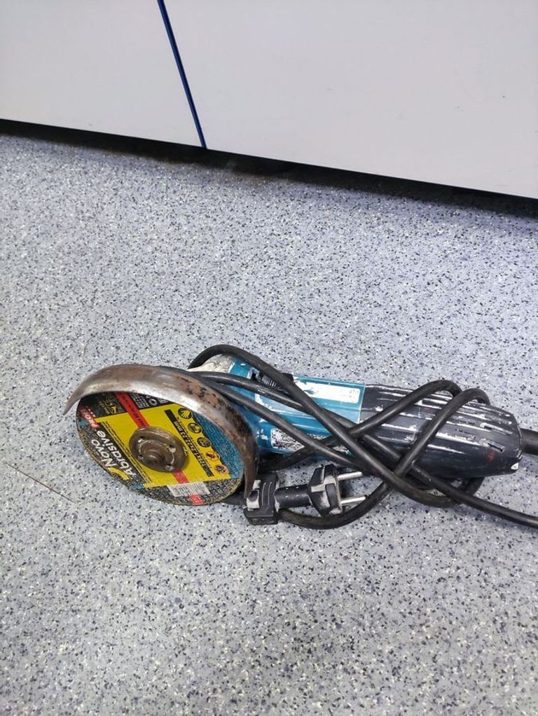 Купити Makita GA5030 Б/У