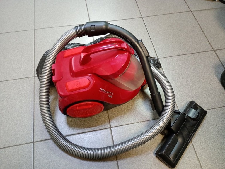 Купити Rowenta Swift Power Cyclonic RO2913EA Б/У