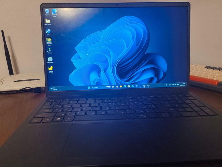 Купить Dell 15 laptop DC15255 Б/У