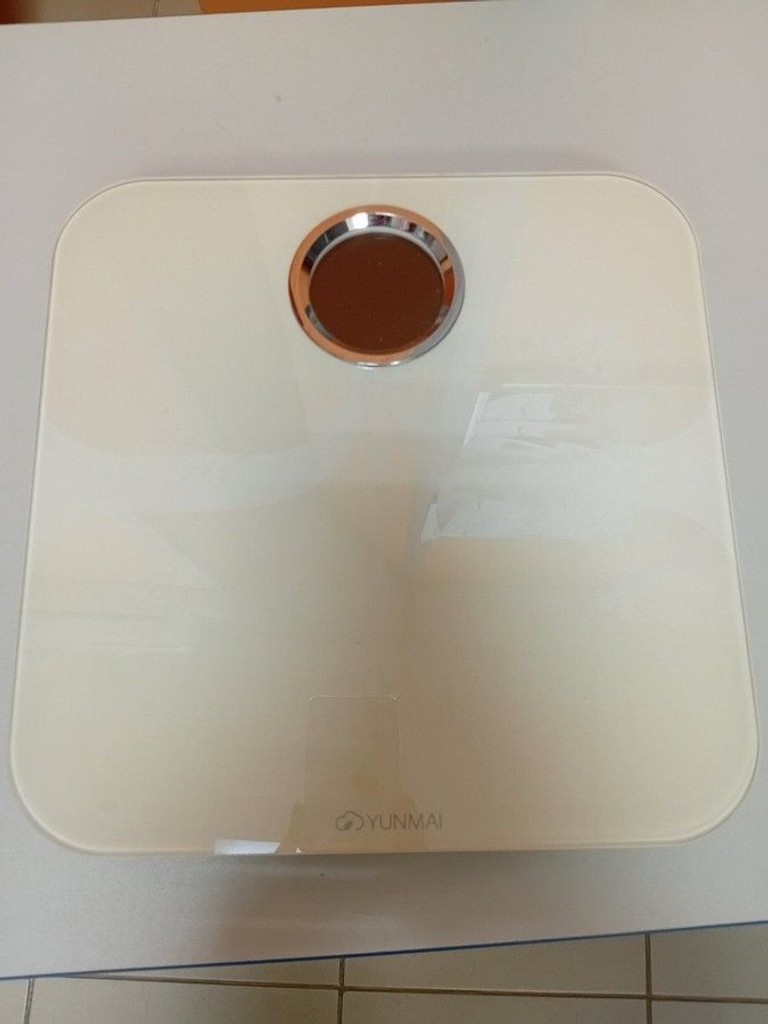 Дешево Yunmai smart scale m1301 з ломбарду