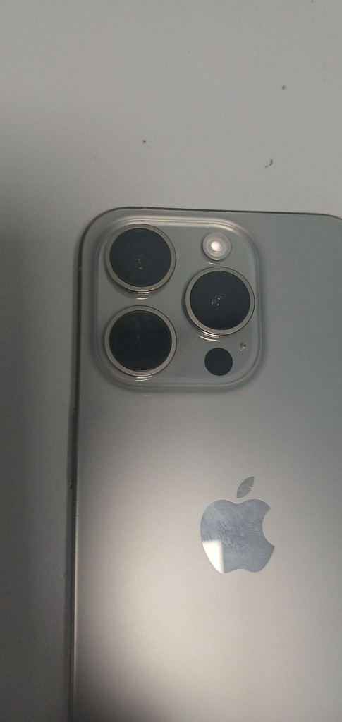 Розпродаж Apple iphone 15 pro 128gb, продавець Техноскарб